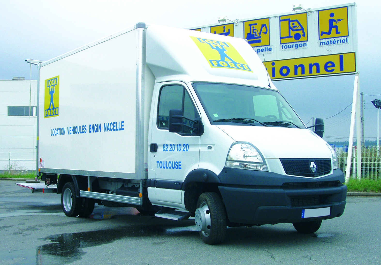 Location camion de déménagement LOCAFORCE - Location caisse déménagement