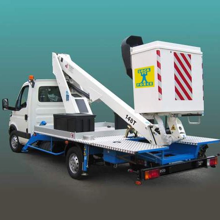 locaforce-camion-nacelle-14m